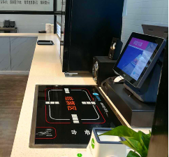 嵌入式快餐廳智能餐臺